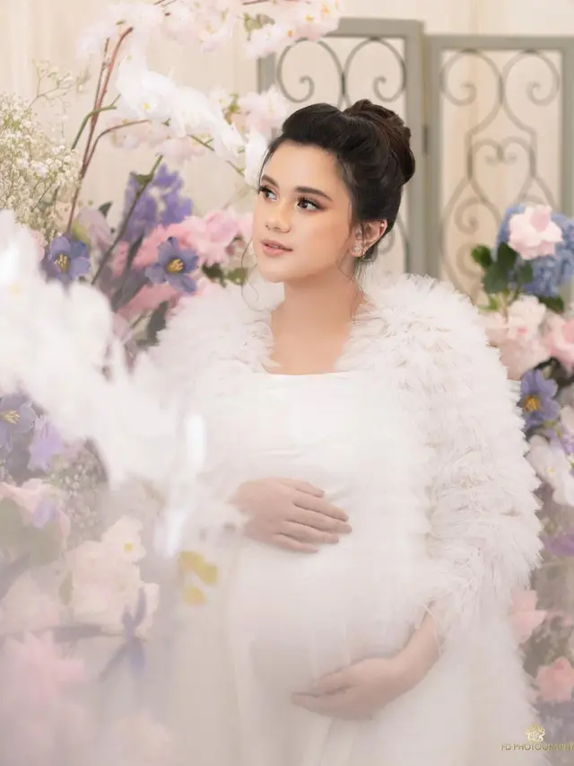 6 Pemotretan Maternity Shoot Audi Marissa, Memesona Bak Bidadari