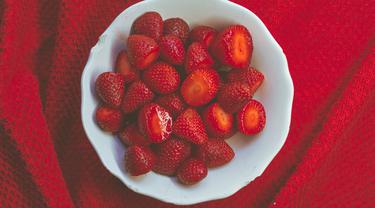 ilustrasi buah stroberi/unsplash
