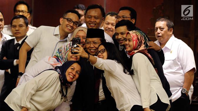 FOTO: Selamat, Akhmad Muqowam Terpilih Menjadi Wakil Ketua DPD
