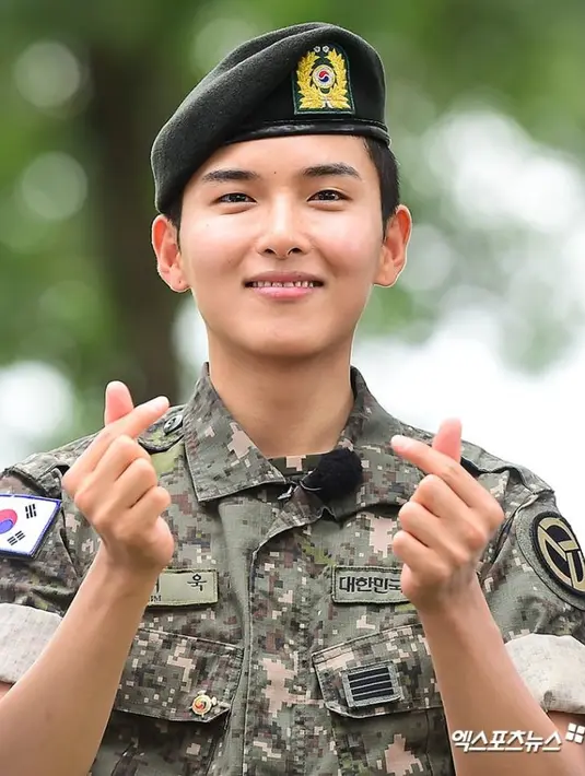 Ryeowook sendiri mengaku senang berlibur bersama personel Super Junior. "Aku sering bernyanyi bersama marching band. Sekarang aku ingin bernyanyi bersama Super Junior," ujarnya seperti yang dilansir dari Soompi. (Foto: soompi.com)