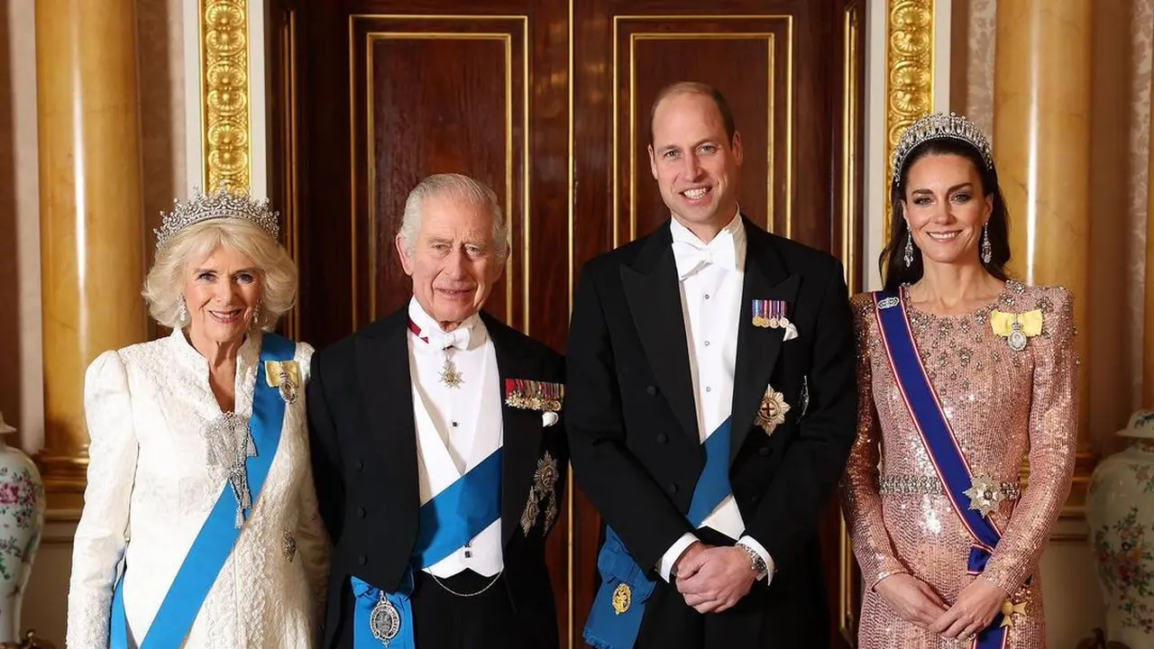 Potret Bersama Perdana Raja Charles III dan Pangeran William di Tengah Tudingan Rasis yang Kembali Muncul