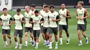 Sesi latihan Los Blancos tersebut berlangsung di training ground Valdebebas, Madrid, Spanyol, Senin (18/08/2025) waktu setempat. Skuad asuhan Xabi Alonso rencananya akan melakoni pertandingan Liga Spanyol musim ini melawan Osasuna pada Rabu (20/08) waktu setempat. (AFP/Javier Soriano)
