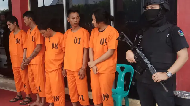 Tergiur Upah Besar, Mama Muda Ikut Suami Bawa Narkoba Miliaran Rupiah