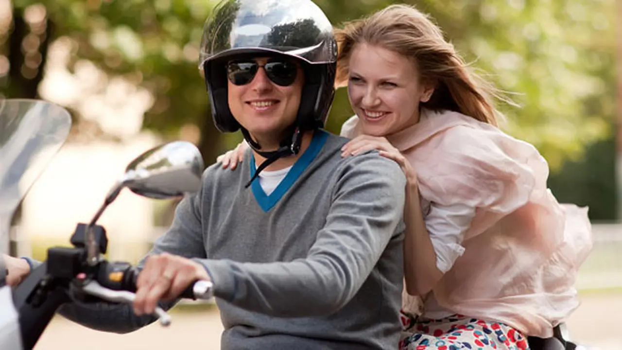 (c) shutterstock