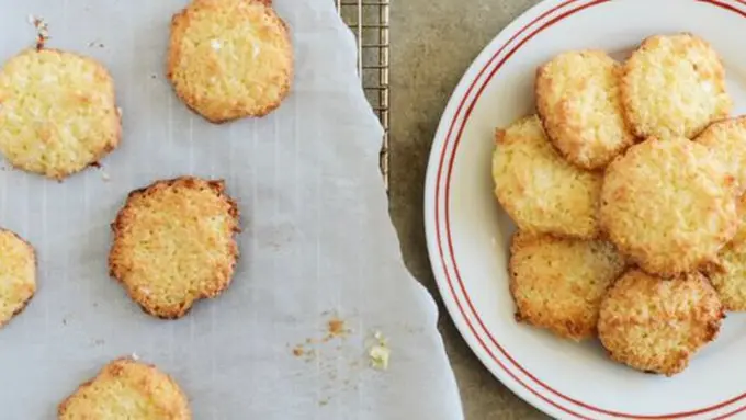 Kue sagon kelapa/Foto: copyright outsideoslo.com