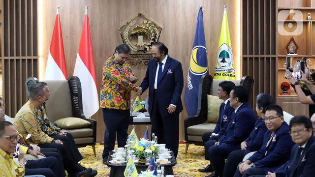 Surya Paloh ke Markas Golkar, Disambut Airlangga Hartarto