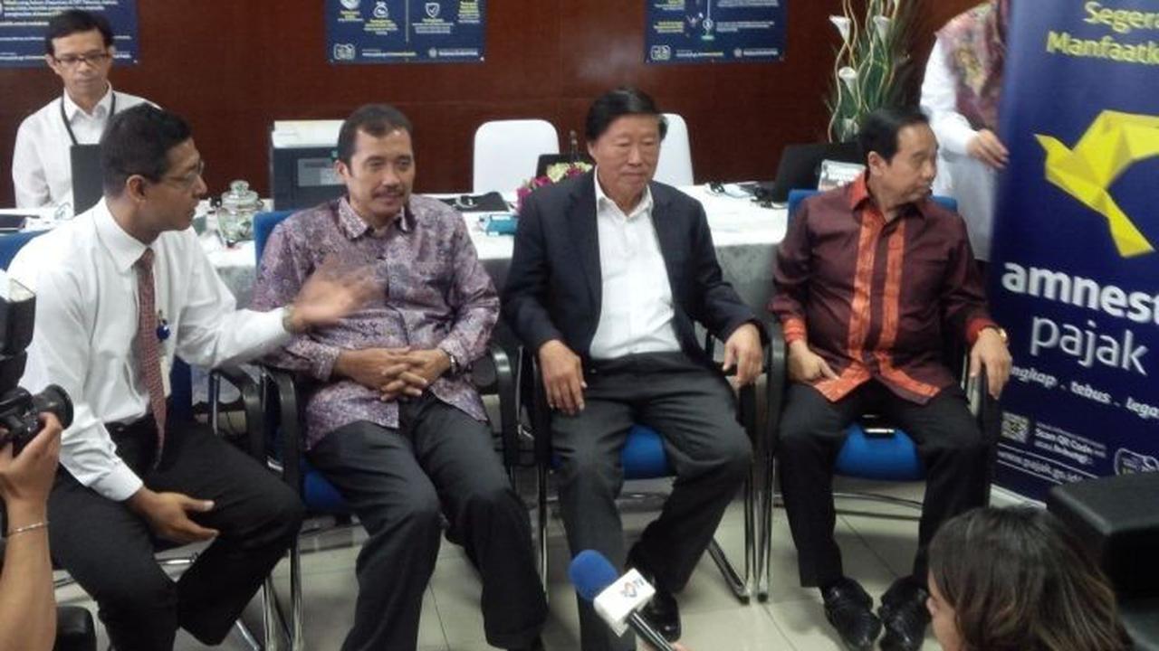 Murdaya Poo melaporkan hartanya di Kantor Pusat Direktor Jenderal Pajak (DJP), Jalan Gatot Subroto, Jakarta pada Senin (19/9/2016). 