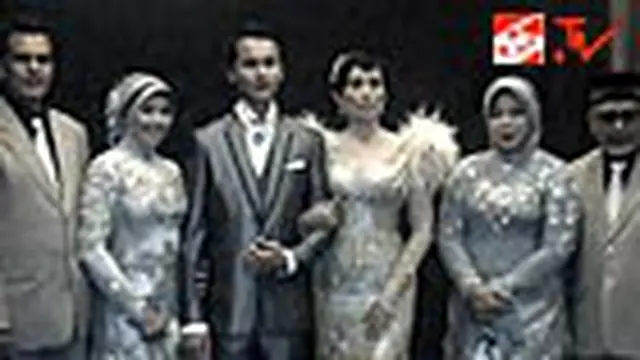 Resepsi Tradisional ala Ussy dan Andhika