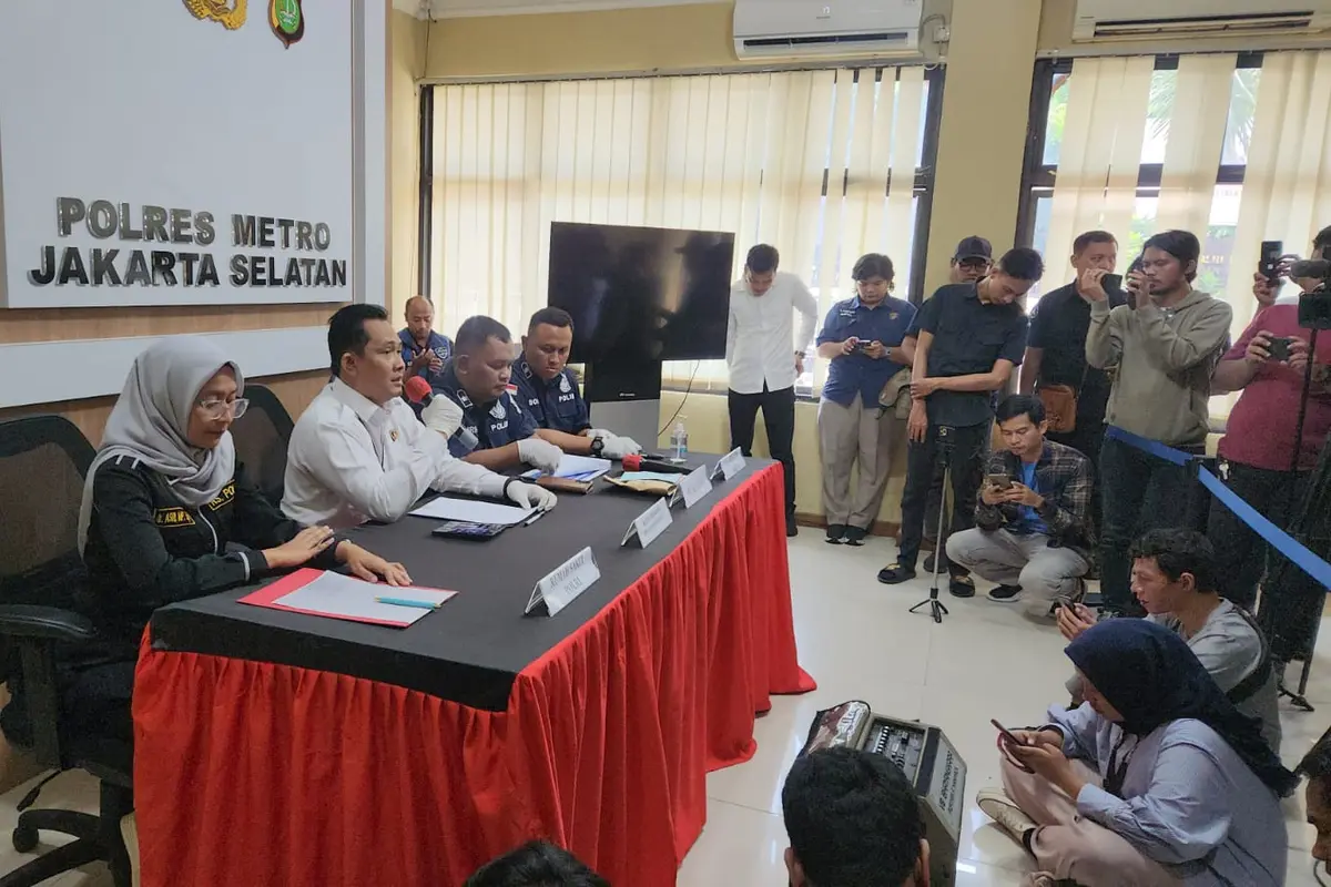 Kasat Reskrim Polres Metro Jakarta Selatan AKBP Bintoro menutup kasus kematian Brigadir RAT karena dipastikan bunuh diri.