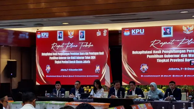 KPU Provinsi Daerah Khusus Jakarta menggelar rapat pleno penetapan hasil pemilihan gubernur (Pilgub) Jakarta 2024 di Hotel Sari Pacific, Minggu (8/12/2024).