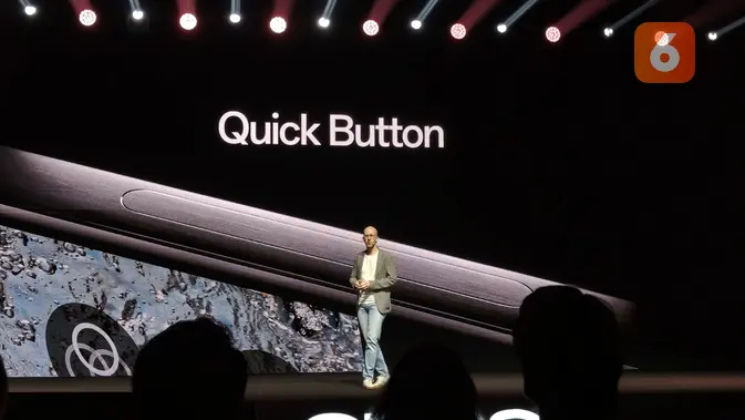 <p>Head of Product Management Oppo, Arne Herkelmaan memberikan penjelasan kenapa hanya Oppo Find X8 Pro yang didukung quick button untuk mengambil foto dan video dengan cepat (Liputan6.com/ Yuslianson). </p>