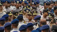 Kapolri Jenderal Polisi Sutarman mengatakan hingga saat ini situasi Kota Jakarta masih aman dan kondusif jelang pelantikan Presiden pada Senin (20/10/2014) nanti, Jakarta, Jumat (17/10/2014) (Liputan6.com/Faizal Fanani)