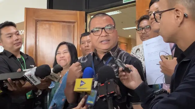 Kubu Gibran Tunjukkan Riwayat Pendidikan, Penggugat Soroti Bukti Penyetaraan