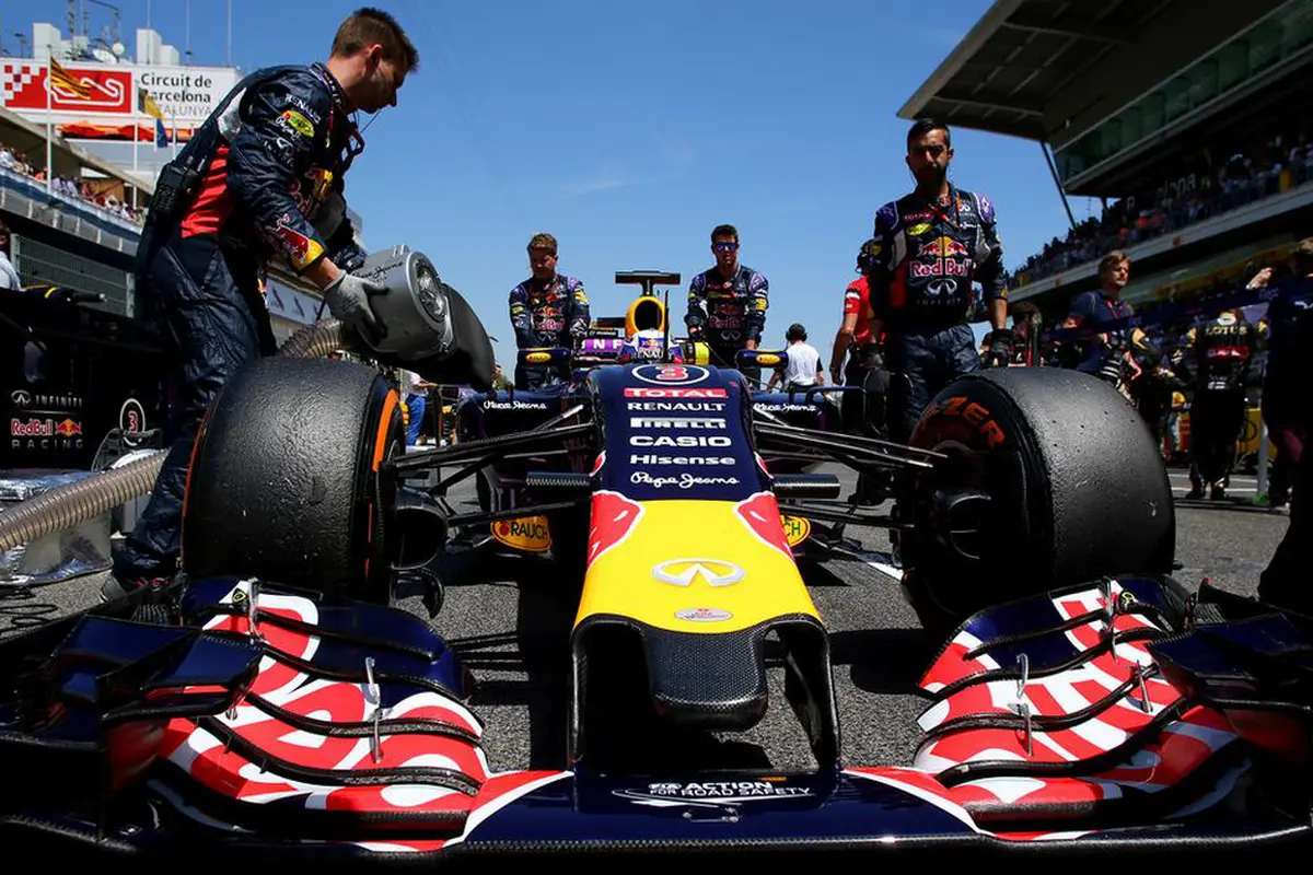 F1