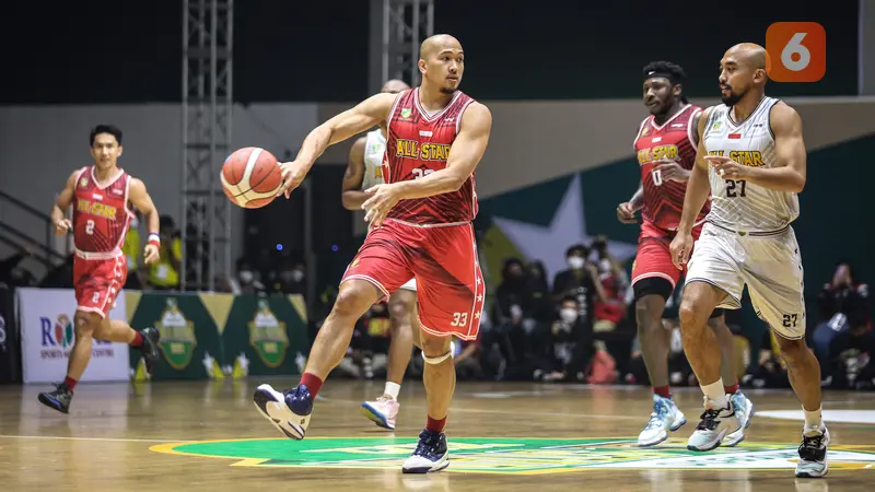 Foto: Keseruan Pertandingan IBL All Star 2022, Tim Putih Menang Tipis atas Tim Merah