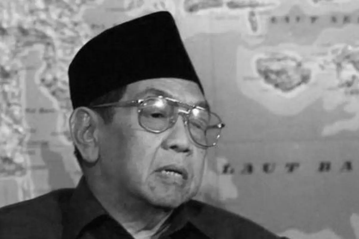 Kisah Kesederhanaan Gus Dur Saat Foto Kepresidenan, Rela Tunggu Jas Disetrika