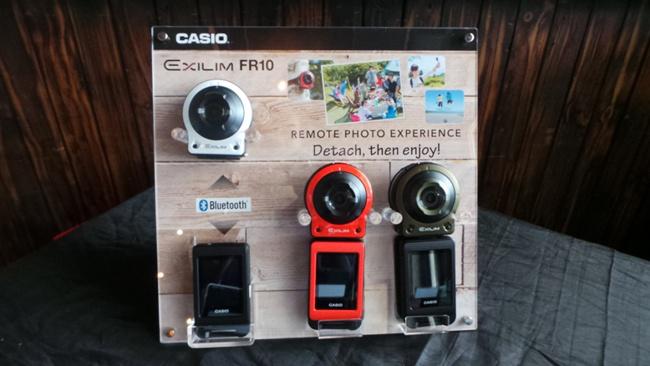 Kamera Casio Exilim EX-FR10 | Photo: Copyright Doc vemale.com