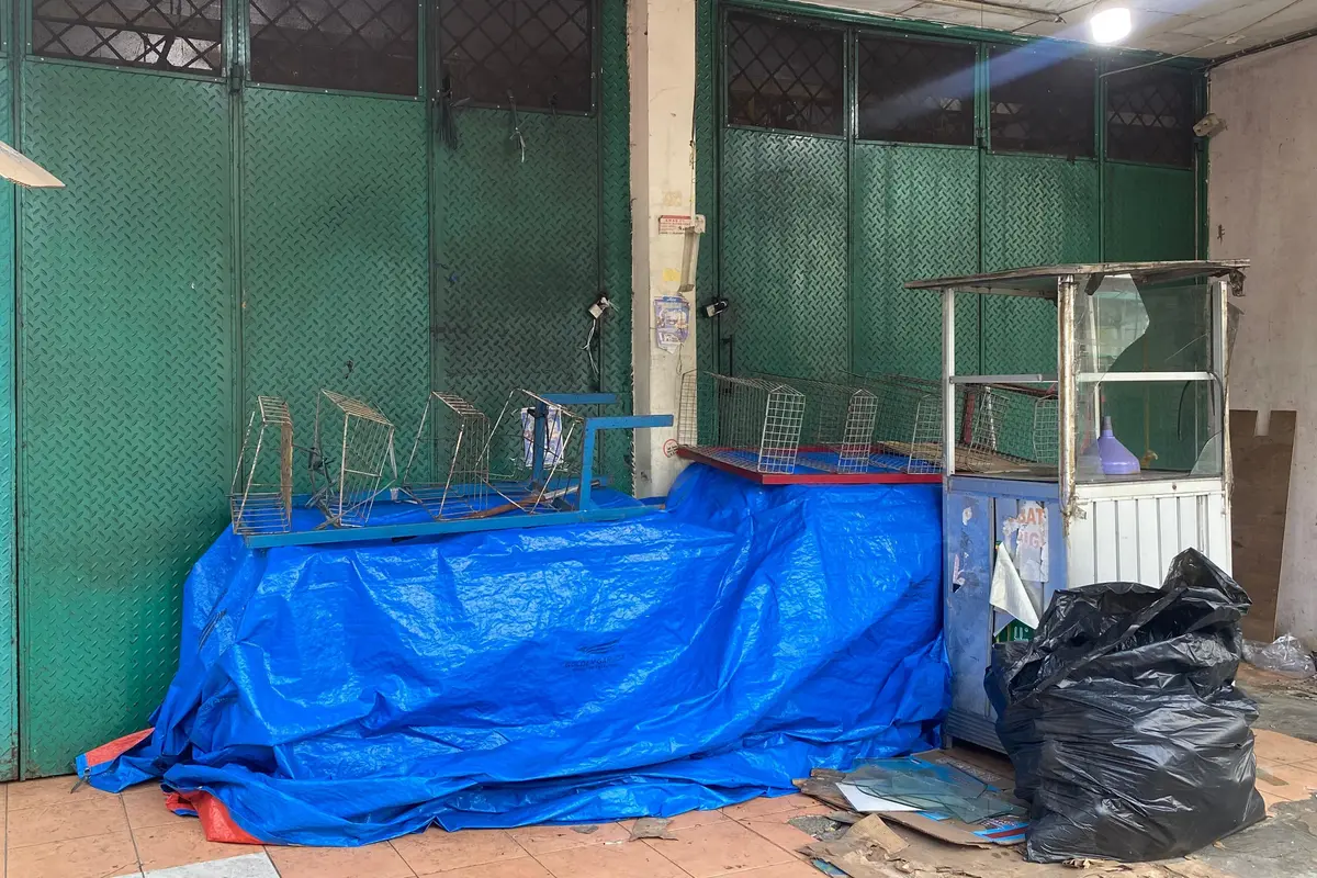 Penampakan sebuah warung di Kemayoran, Jakarta. Di mana sempat viral dengan aksi keributan prajurit TNI.