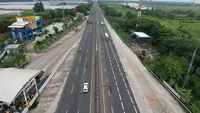 Pada Hari Raya Nyepi 2024, PT Jasamarga Transjawa Tol catat sebanyak 32.493 kendaraan menuju Jakarta. Total volume kendaraan yang menuju Jakarta melalui Gerbang Tol (GT) Cikampek Utama ini naik 30,27% jika dibandingkan lalu lintas (lalin) normal sebanyak 24.942 kendaraan. (Dok. PT Jasamarga Transjawa Tol)