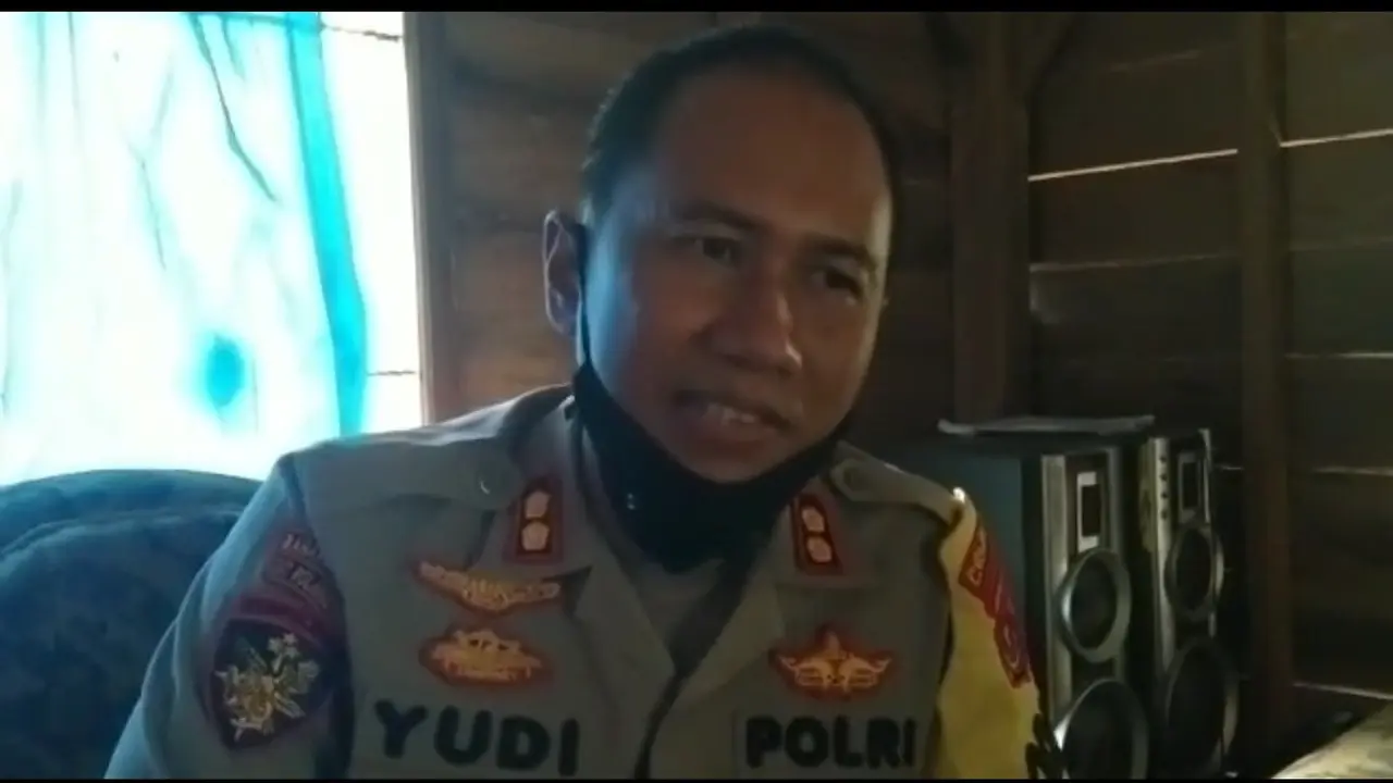 Kapolres Konawe, AKBP Yudhi Kristanto SIK, saat mengklarifikasi soal penyerbuan di Polres Konawe.