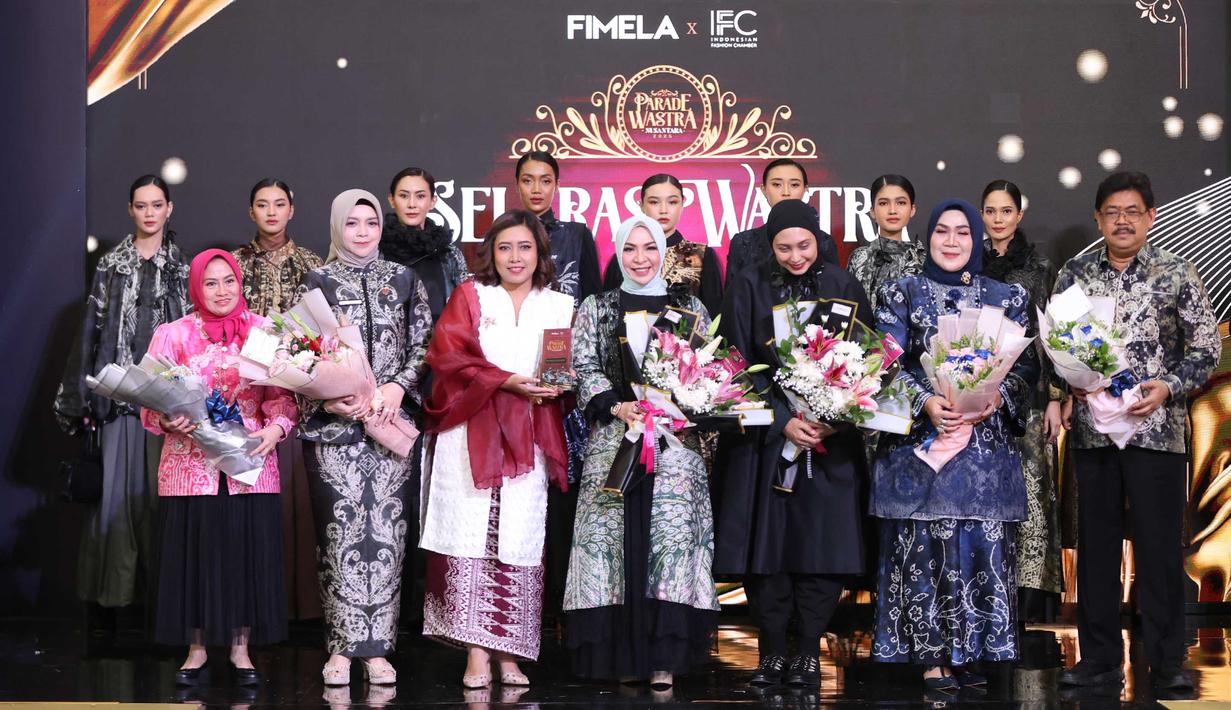 Gelaran Parade Wastra Nusantara, sekaligus menjadi ajang Puncak Anugrah Tata Wastra 2025. (KapanLagi.com/Budy Santoso)
