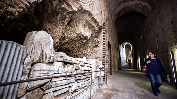 Menelusuri Jalan Tersembunyi yang Dulu Digunakan Kaisar Roma