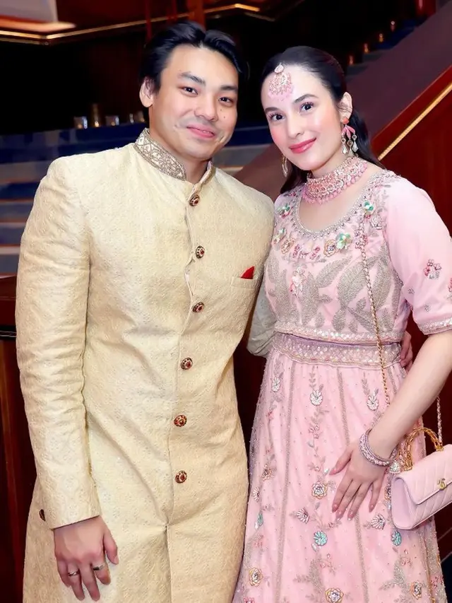 Chelsea Islan  Dibalut Pakaian Leheng khas India saat Festival Diwali. [@chelseaislan]