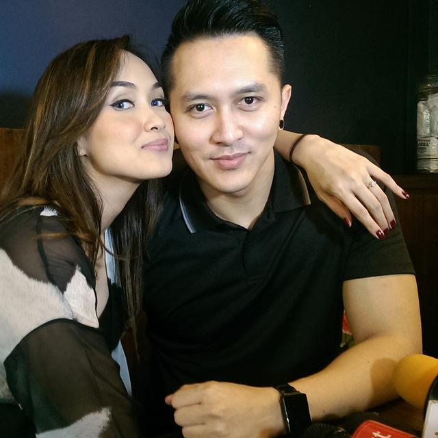 Ini Yang Membuat Sara Wijayanto Belum Punya Momongan Showbiz Liputan6 Com Intip horornya rumah demian aditya dan sara wijayanto. ini yang membuat sara wijayanto belum