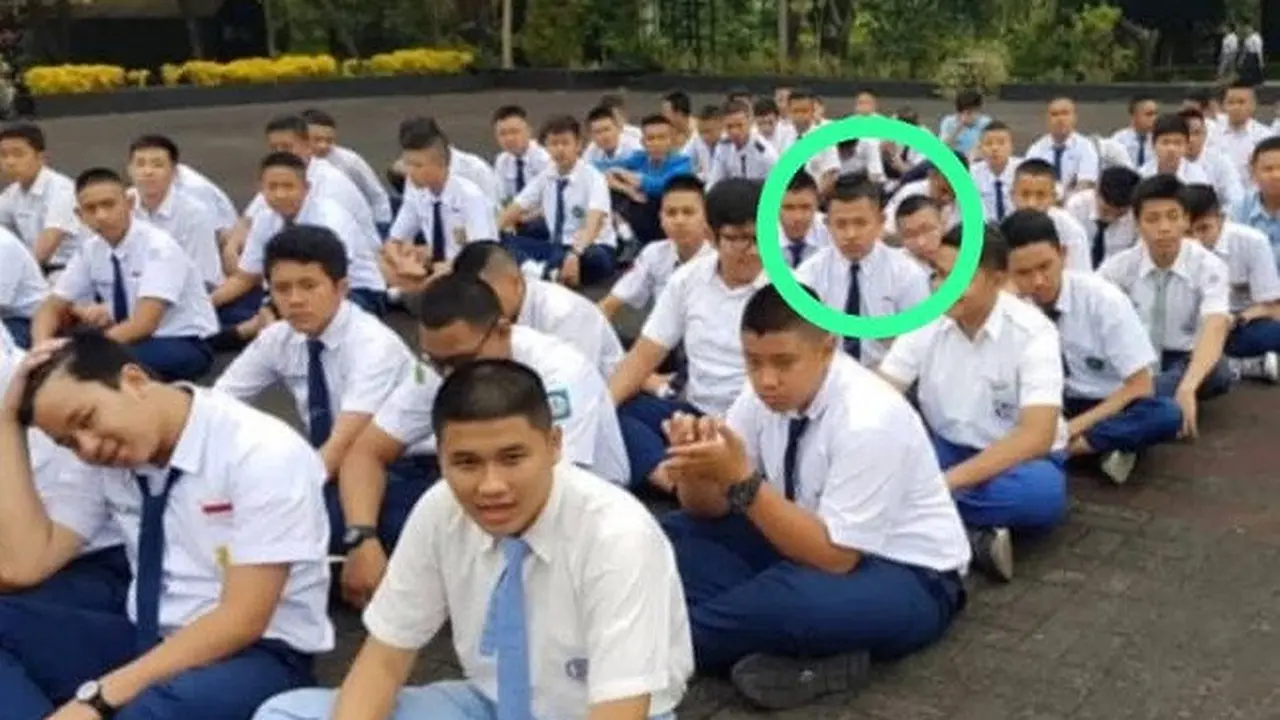 Alim Bimo Prawoto saat mendaftar Taruna
