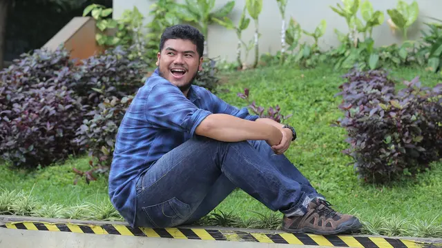 Jalankan Amanat Almarhum Ayah, Ashari Yudha Sukses Jadi Travel Blogger