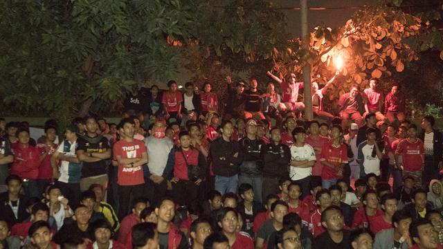 Nonbar MU Kontra Liverpool Berlangsung Meriah