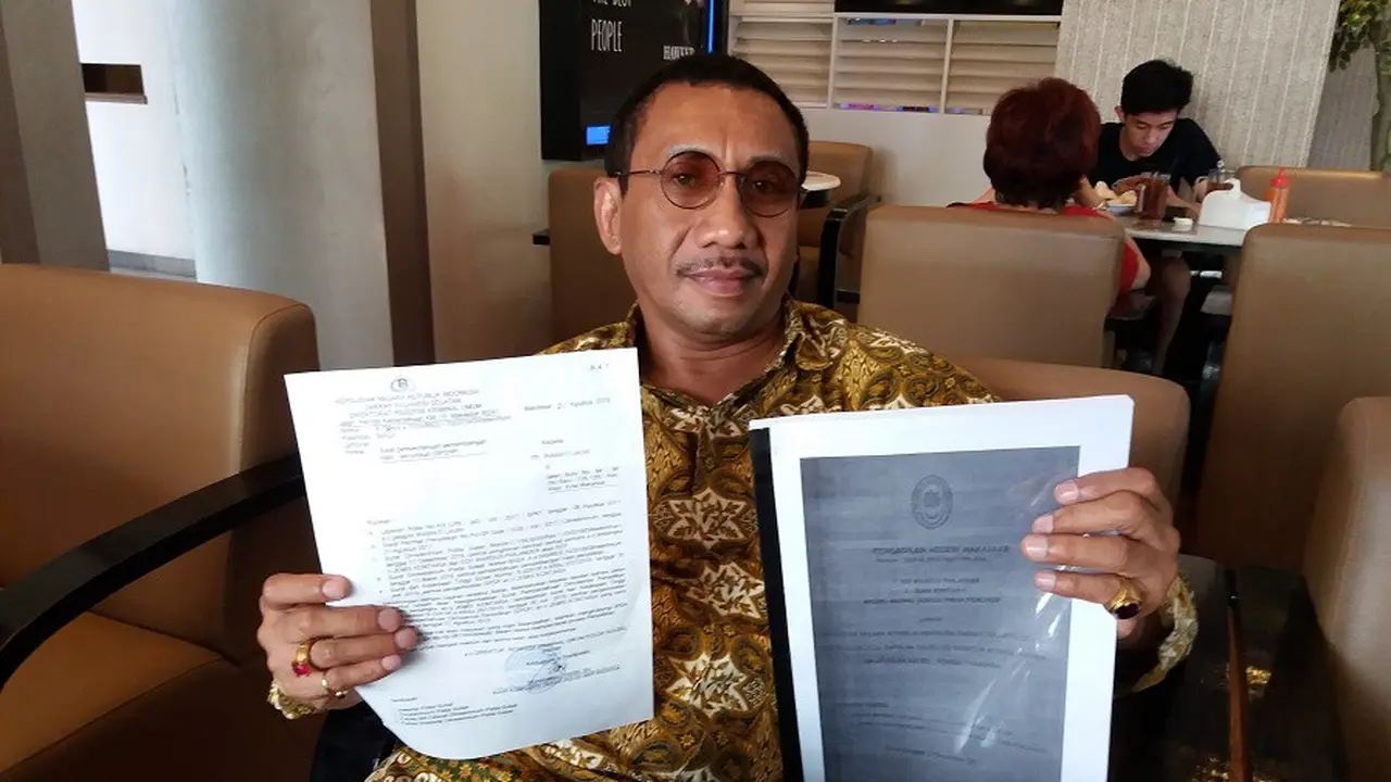 Kuasa Hukum korban, Jermias Rarsina menilai perkara pidana perusakan ruko yang dilaporkan kliennya mandek selama tiga tahun (Liputan6.com/ Eka Hakim)