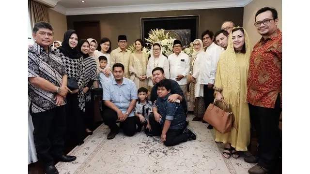 7 Momen Spesial Tasyakuran Tujuh Bulanan Gista Putri, Hangat dan Khusyuk