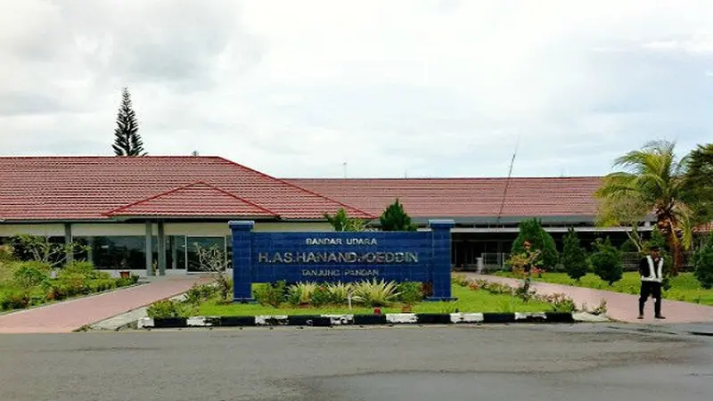 Kementerian Perhubungan (Kemenhub) akan menaikkan kelas bandara HAS Hanandjoeddin Tanjung Pandan Belitung menjadi Bandara Internasional. 