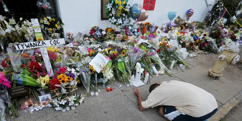 Jemaat Gereja Charleston Berkabung Pasca Penembakan Massal