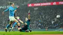 Haaland kembali membobol gawang Burnley pada menit ke-35 setelah menerima umpan terobosan dari Phil Foden dan meneruskan bola ke gawang Burnley. (AP Photo/Jon Super)