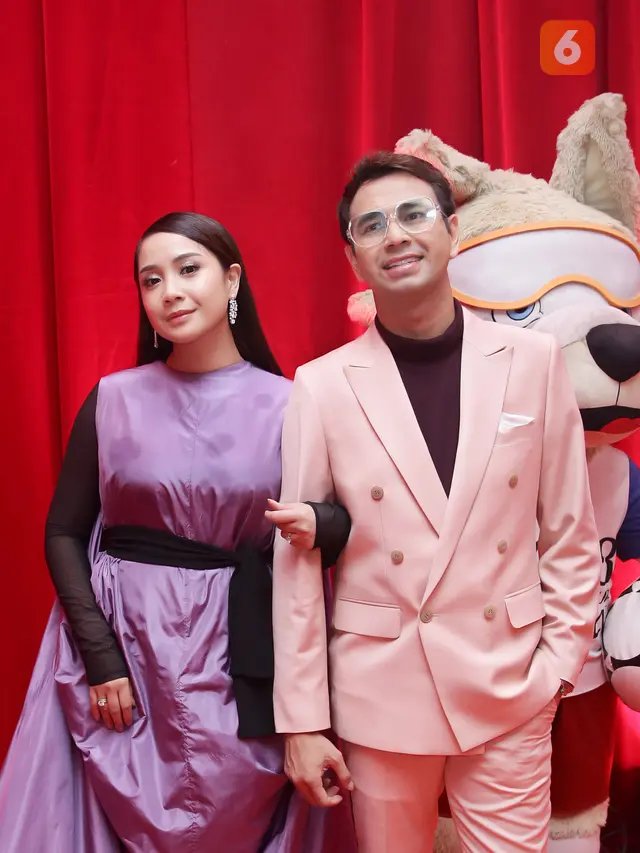 [Fimela] Pasangan Selebriti -Raffi Ahmad dan Nagita Slavina