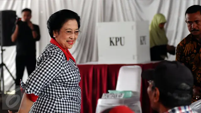 20170215-Megawati gunakan hak pilihnya di TPS Kebagusan-Jakarta