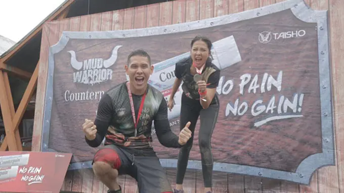 Pengalaman Unik Andrea Dian dan Bimo di Counterpain Mud Warrior