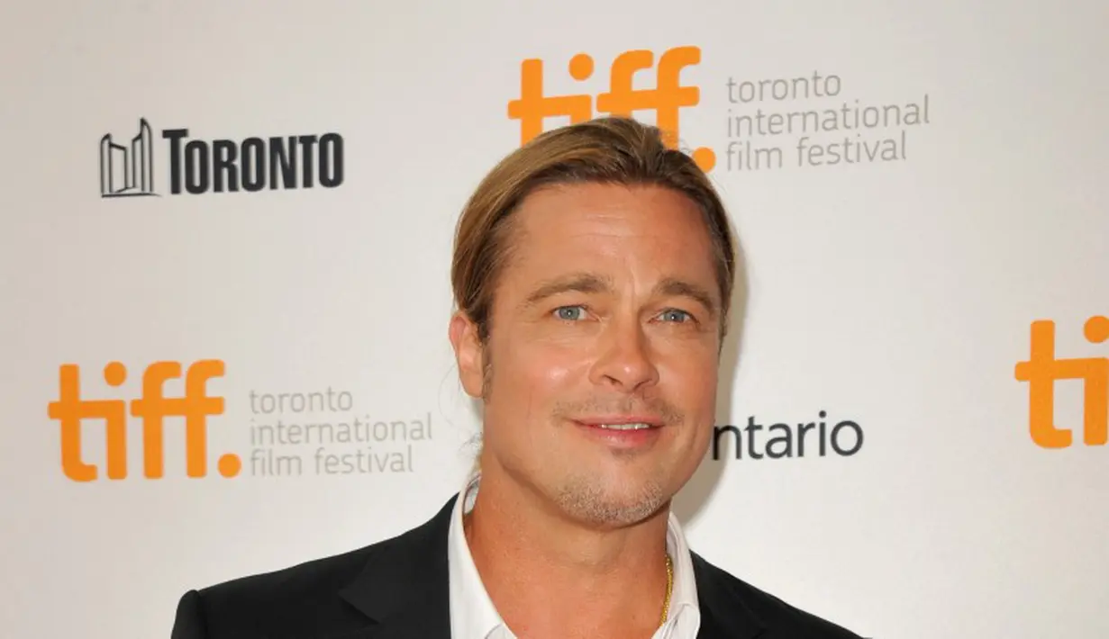 'Mereka membeli sejumlah besar lego, mainan dengan per, barang-barang kerajinan dan seni,' kata seorang saksi mata. (Bintang/APE)