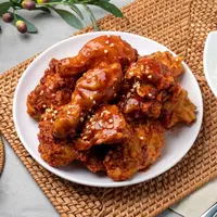 ilustrasi chicken spicy honey/Hyeong-Taek Lee/Shutterstock
