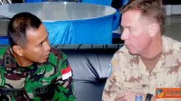 Citizen6, Lebanon: Tim berjumlah enam orang dengan ketua rombongan Kolonel David Barr. Kedatangan rombongan disambut langsung oleh Komandan Indobatt Letkol Inf Suharto Sudarsono beserta perwira staf jajarannya. (Pengirim: Badarudin Bakri)