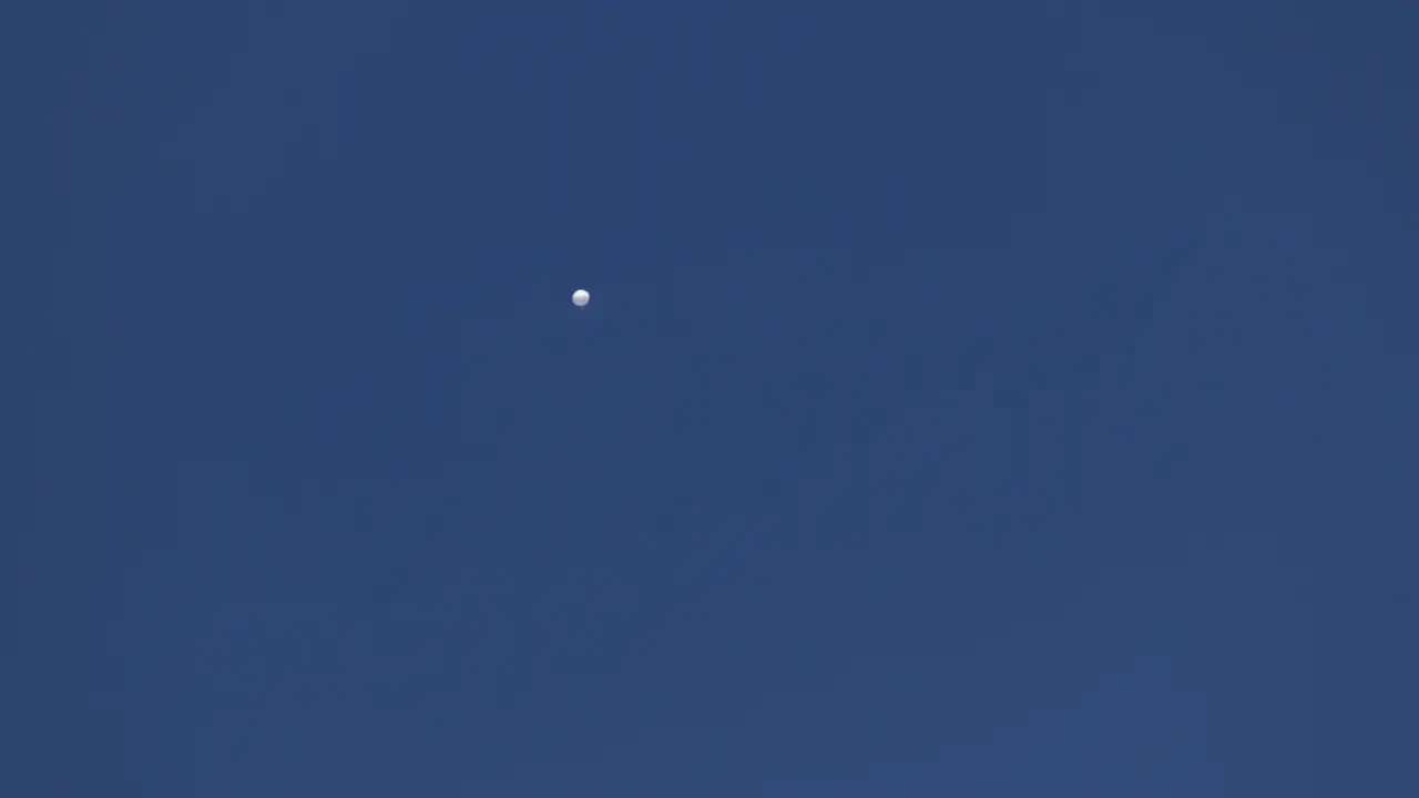 Penampakan Balon Mata-Mata China Terbang di Langit Amerika Serikat
