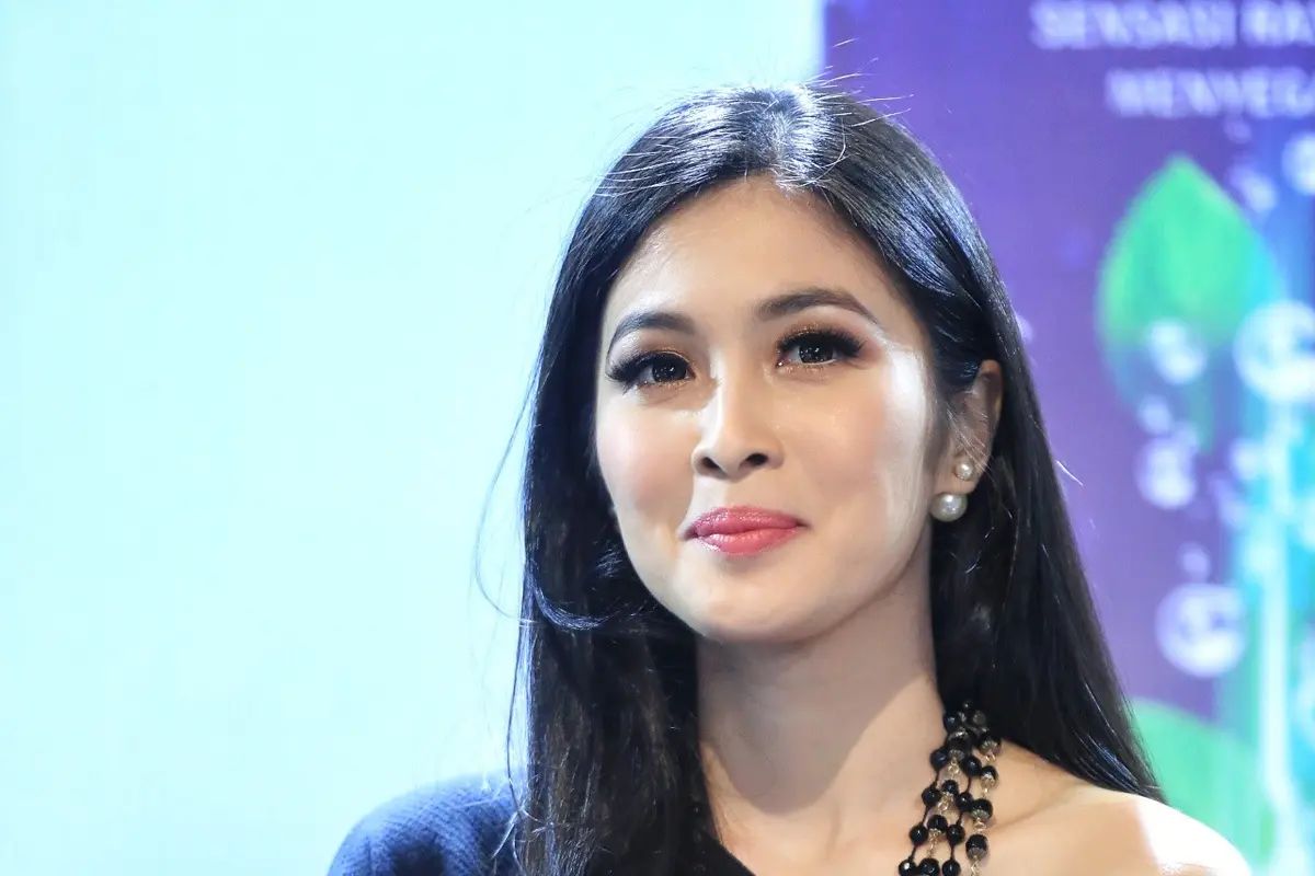 [Bintang] Sandra Dewi