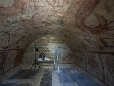 Pemandangan situs makam arkeologi di Ashkelon, Israel, Selasa, 27 Agustus 2024. (AP Photo/Ohad Zwigenberg)