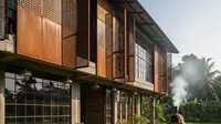 7 Model Rumah Semi Industrial yang Cocok di Lingkungan Pedesaan, Modern, Asri, dan Fungsional