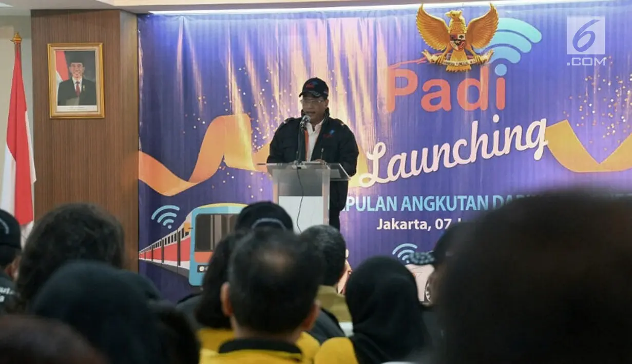 Menteri Perhubungan Budi Karya Sumadi memberikan sambutan serta pengarahan saat Launching Perkumpulan Angkutan Daring Indonesia (PADI) di Gedung Inkoppol, Jakarta, Senin (7/1). (Merdeka.com/Iqbal S. Nugroho)