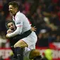 Mantan gelandang Inter Milan, Stevan Jovetic, mencetak gol debut untuk Sevilla saat melawan Real Madrid pada laga La Liga di Stadion Ramon Sanchez Pizjuan, Spanyol, Minggu (15/1/2017). Sevilla menang 2-1 atas Madrid. (AFP/Cristina Quicler)