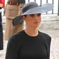 Meghan Markle&nbsp;tiba di Westminster Abbey, London, Inggris, pada 19 September 2022, untuk menghadiri prosesi pemakaman kenegaraan Ratu Elizabeth II. (Geoff PUGH/POOL/AFP)