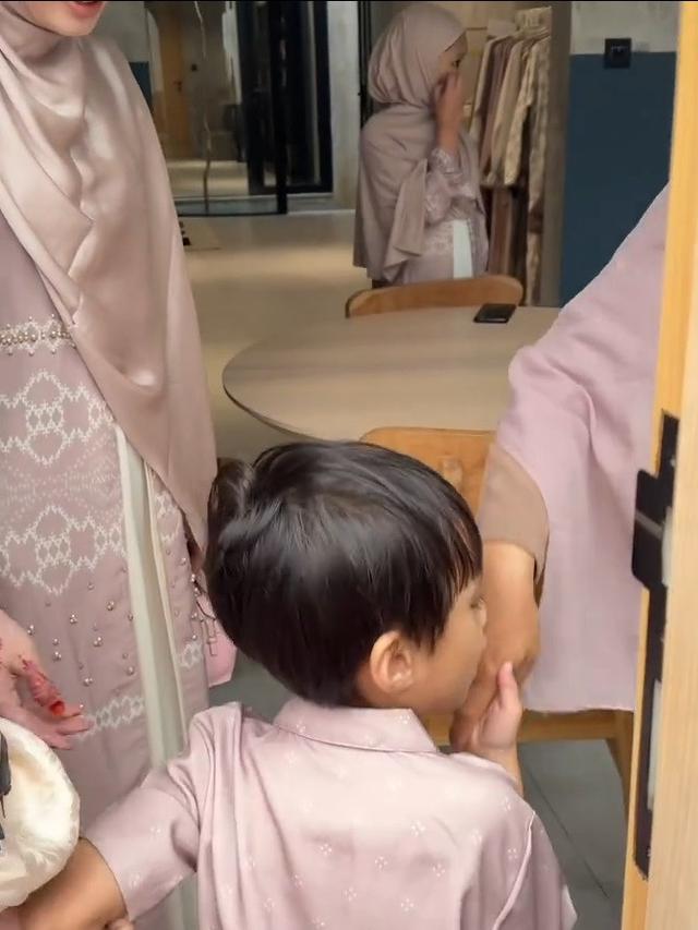 Momen Inara Rusli Berkunjung ke Kediaman Ustaz Felix dan Ummu Alila, Silaturahmi sambil Berguru Ilmu dan Sejarah Islam